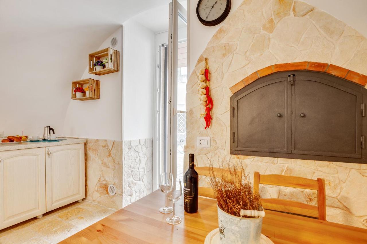 La Chicca Historic Center Beautiful Flat Apartment Monopoli Exterior photo