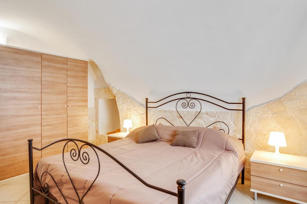 La Chicca Historic Center Beautiful Flat Apartment Monopoli Exterior photo