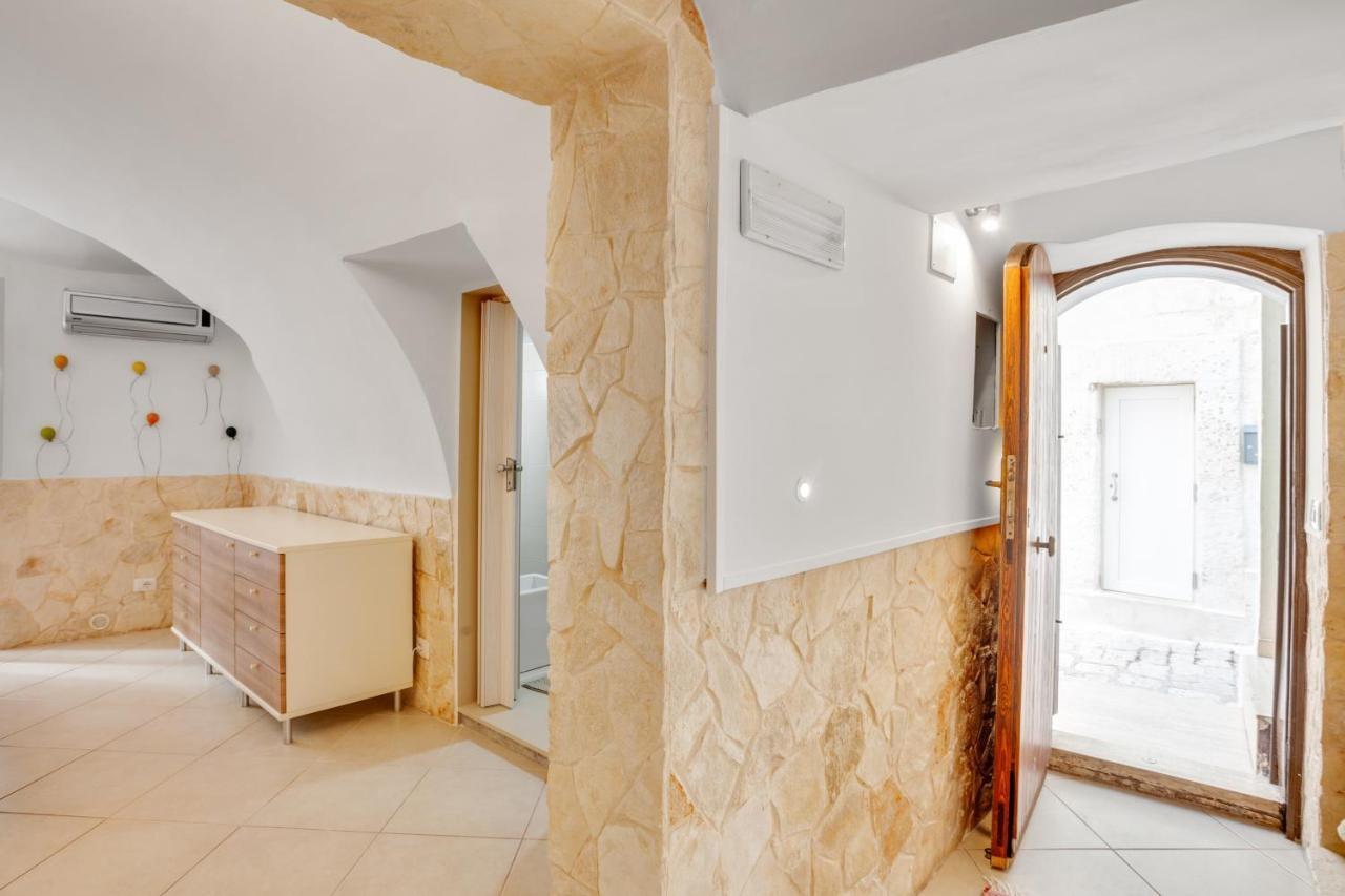 La Chicca Historic Center Beautiful Flat Apartment Monopoli Exterior photo