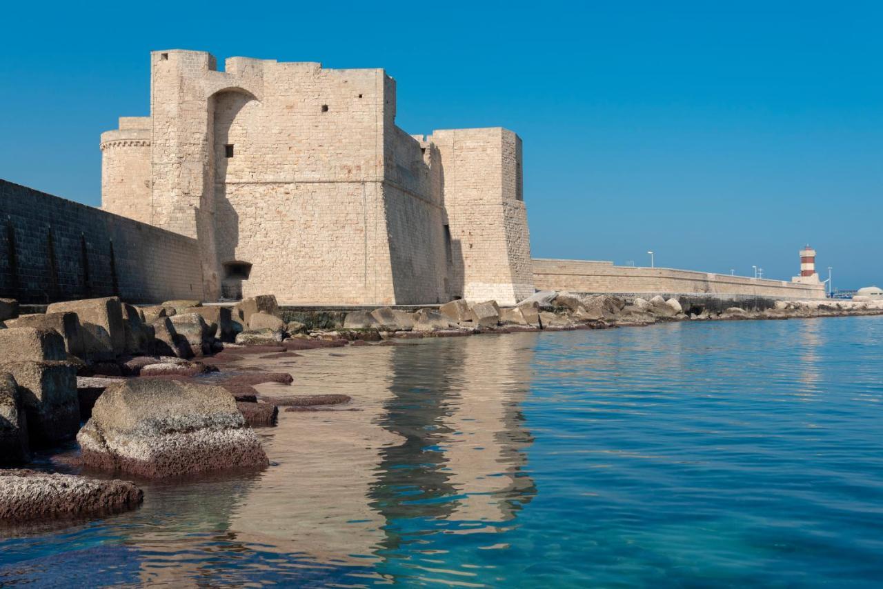La Chicca Historic Center Beautiful Flat Apartment Monopoli Exterior photo
